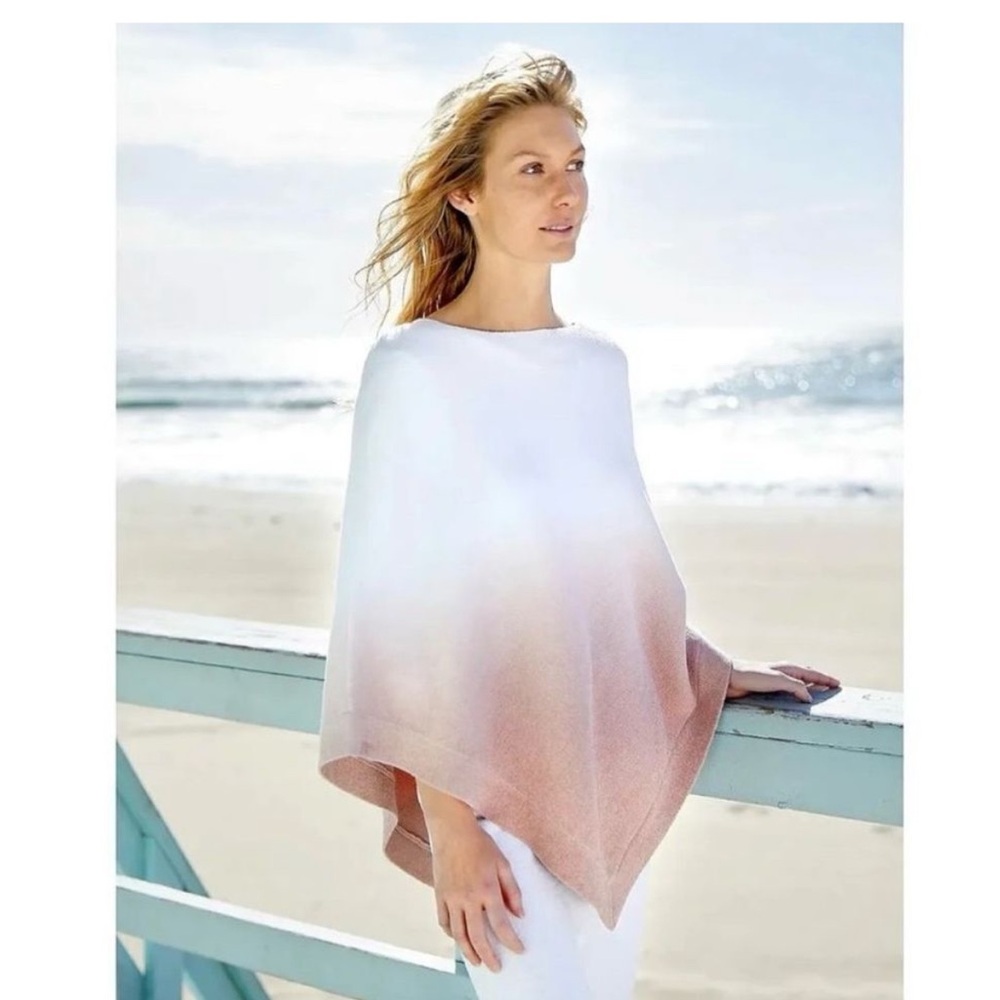 NWOT barefoot dreams one size poncho